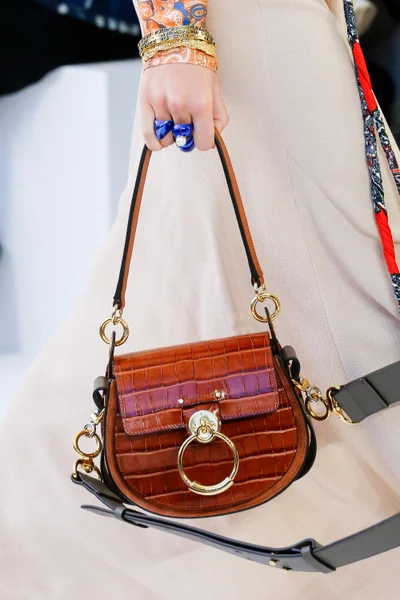 Look 44